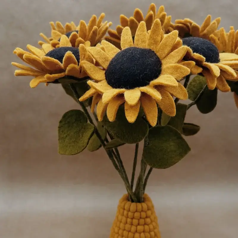 fleur en feutrine tournesol